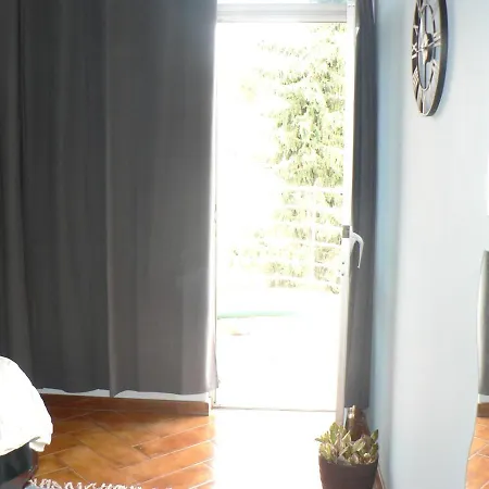 With One Bedroom In Funchal With Wonderful Sea View Balcony And Wifi 750 M From The Beach