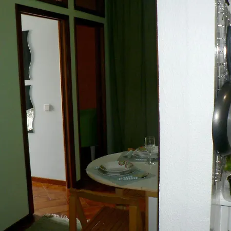With One Bedroom In Funchal With Wonderful Sea View Balcony And Wifi 750 M From The Beach Apartment
