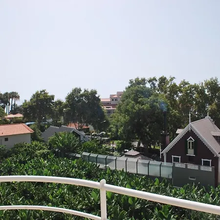 Apartment With One Bedroom In Funchal With Wonderful Sea View Balcony And Wifi 750 M From The Beach Funchal (Madeira)